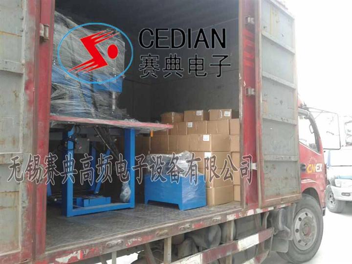 布料凹凸压花机,布料压纹机，凹凸纹路突出